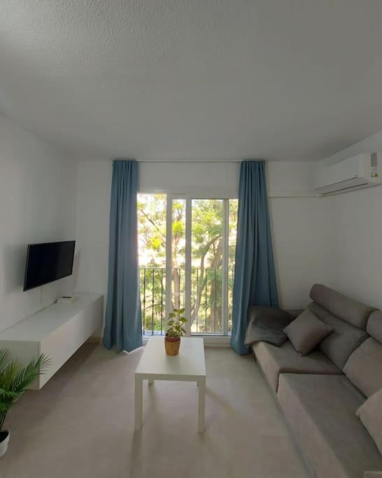 Nice Flat Close To The Centre Malaga Luaran gambar