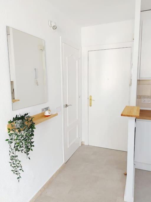 Nice Flat Close To The Centre Malaga Luaran gambar